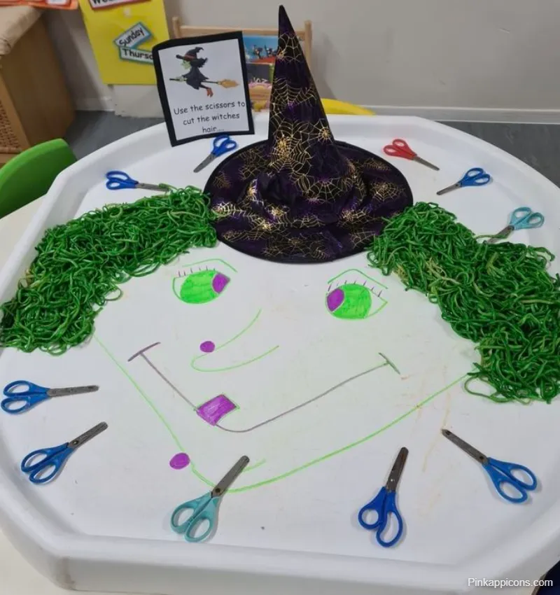Tuff Tray Ideas for Halloween Tuff Tray Ideas for Halloween