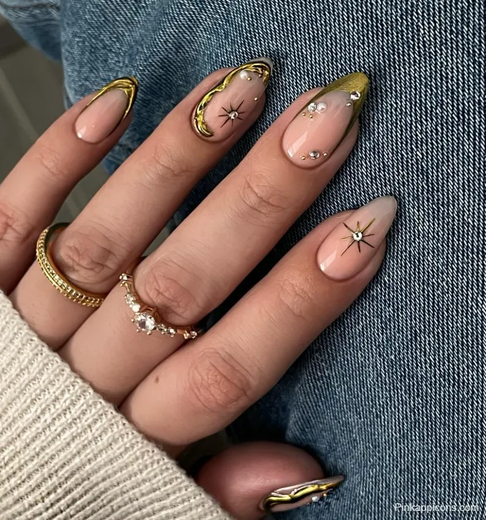 Almond Nails Elegant Gold Chrome Outline Nail Art with Starbursts and Pearls