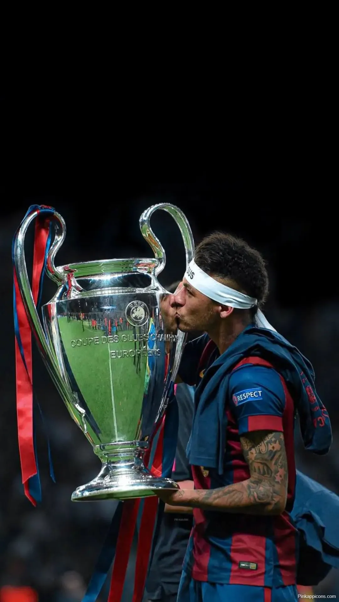 Neymar Champions League Trophy Kiss Wallpaper Neymar Champions League Trophy Kiss Wallpaper