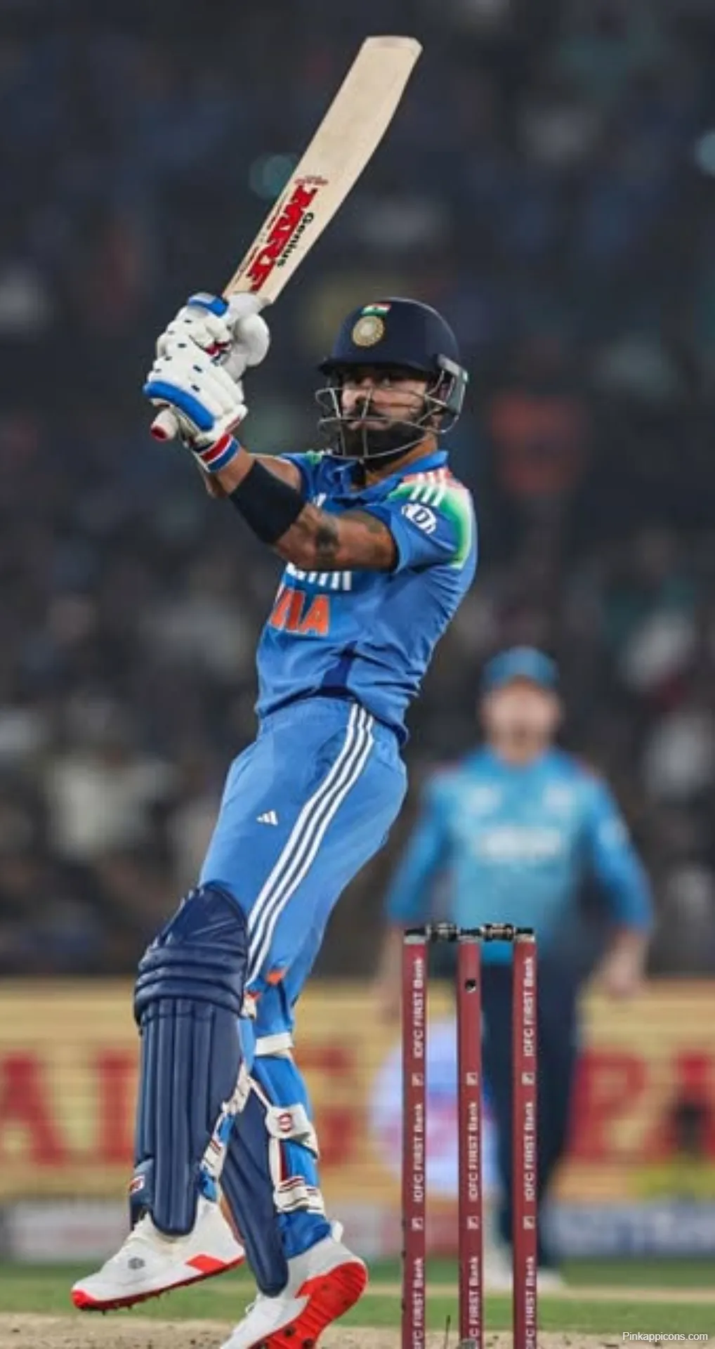Virat Kohli Batting Wallpaper Night Cricket Action in India