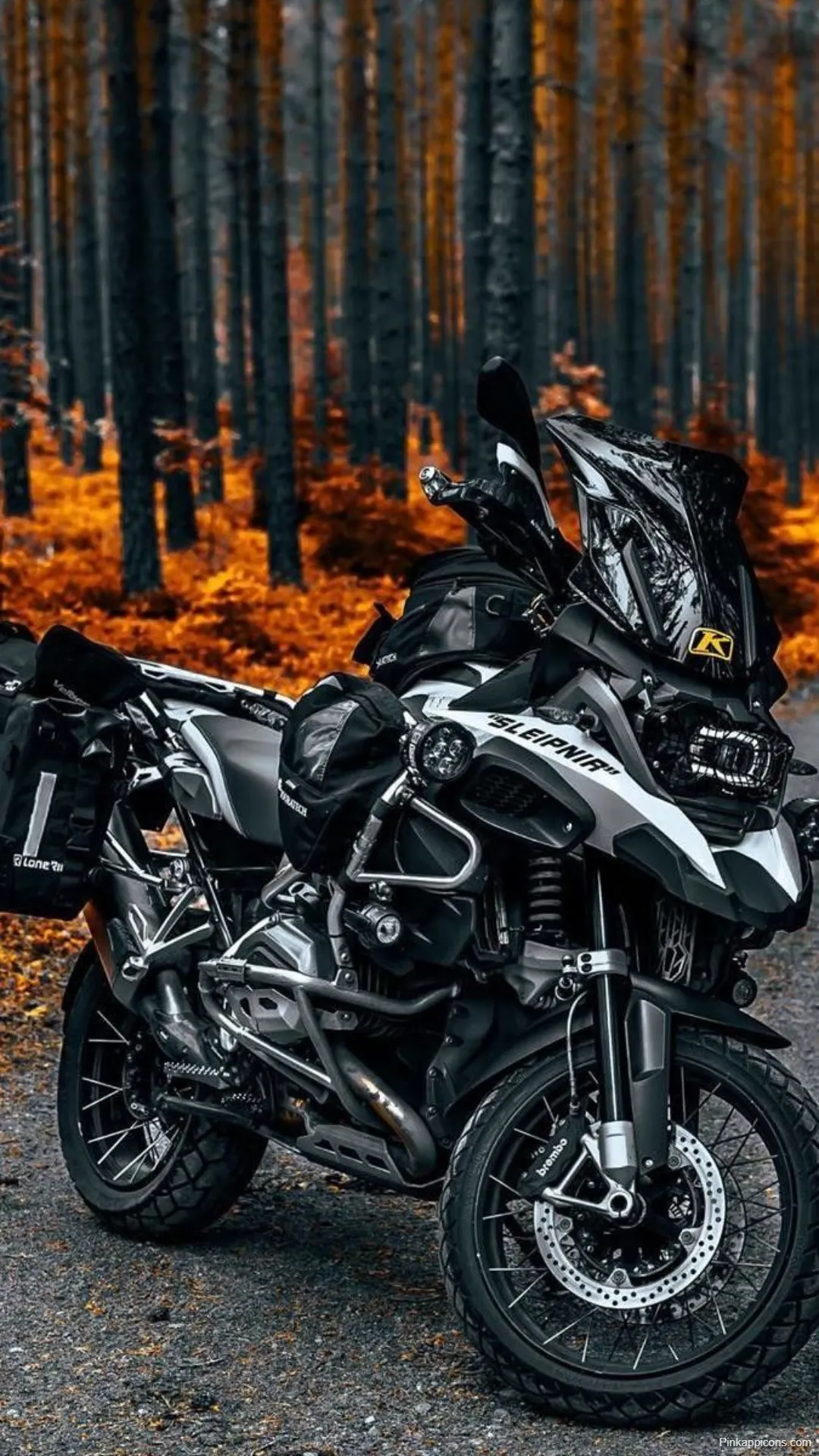 BMW GS 1250 Adventure Bike Autumn Forest Bike Wallpapers 4K BMW GS 1250 Adventure Bike Autumn Forest Bike-Wallpapers 4K