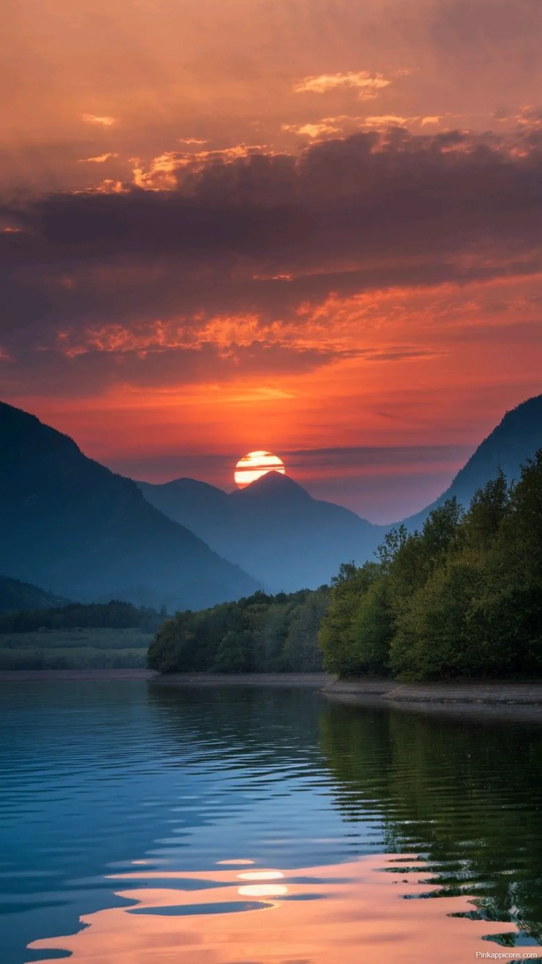 Stunning Sunrise Wallpapers Serene Coastal View with a Pink and Purple Sky Stunning Sunrise-Wallpapers Serene Coastal View with a Pink and Purple Sky