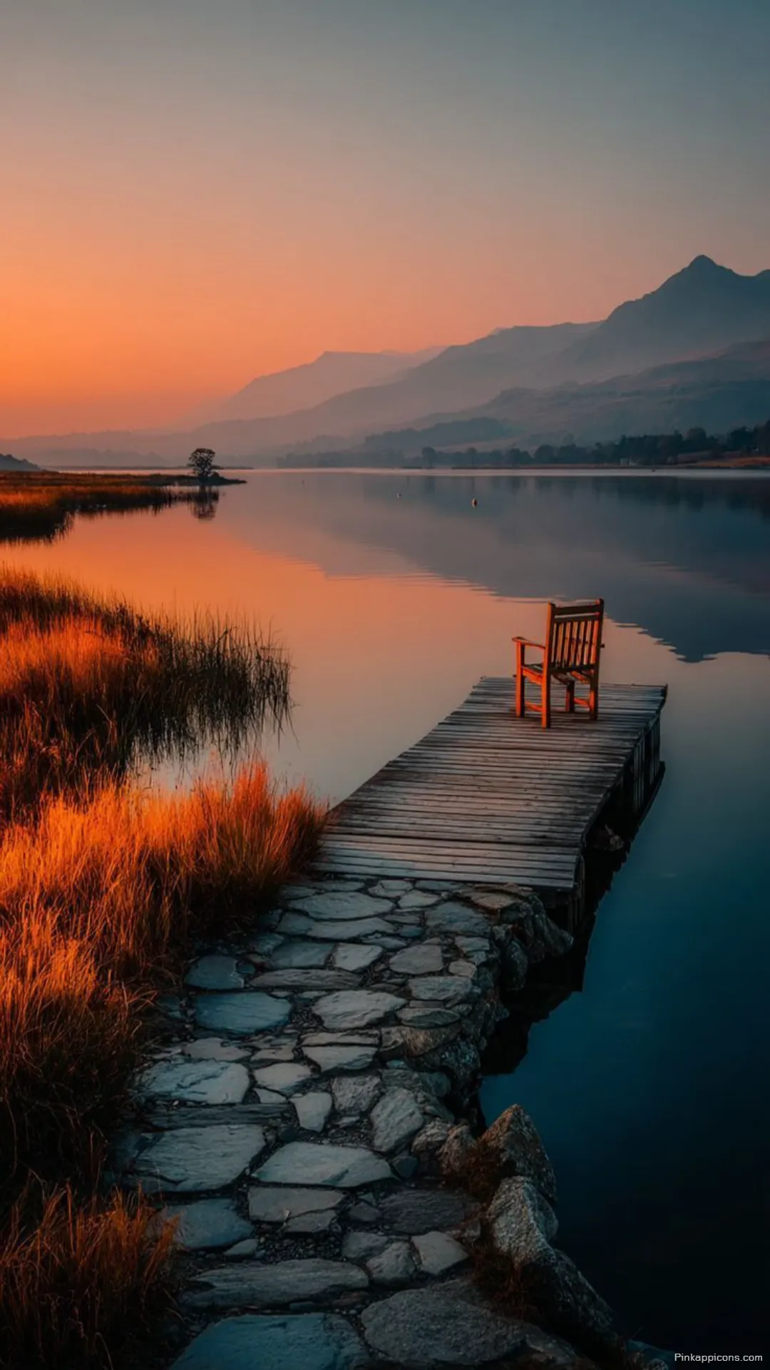 Mountain Lake Sunset Wallpaper at Golden Hour Mountain Lake Sunset Wallpaper at Golden Hour